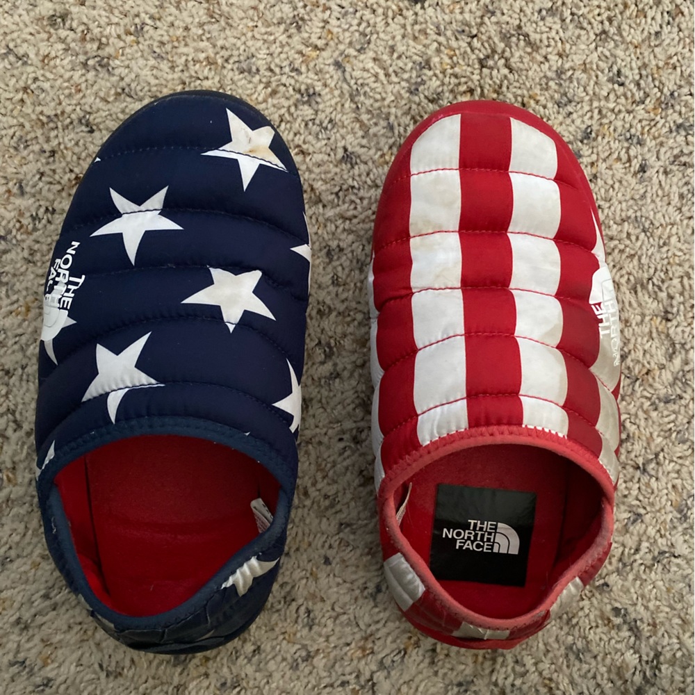 North Face Women’s Size 6 ThermoBall™ Traction V Mule Slippers